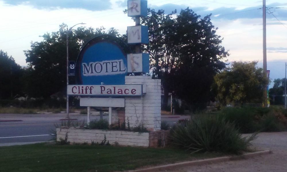 Cliff Palace Motel Blanding Luaran gambar